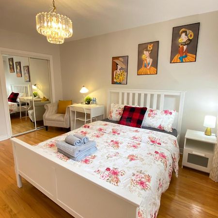 Sunny House - Main Floor, Free Parking, In Toronto Hotel ภายนอก รูปภาพ